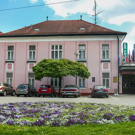 Ensana Pro Patria Hotel