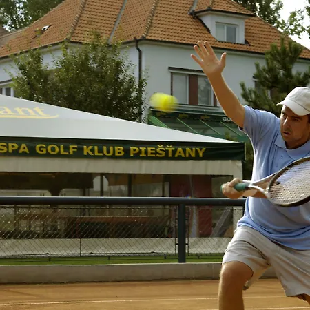 Ensana Pro Patria Hotel 2*