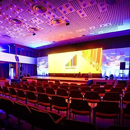 Ensana Pro Patria Hotel Piest'any