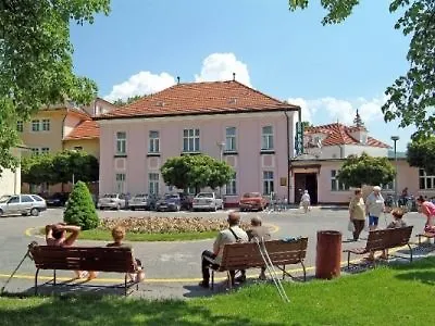 Ensana Pro Patria Szálloda Pöstyén